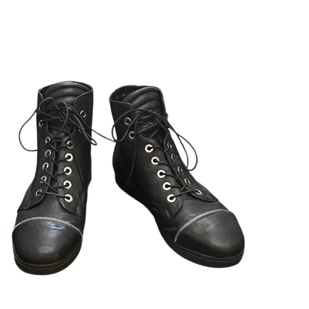 Stuart Weiztman Leather Lace-Up Boots Black Size 12